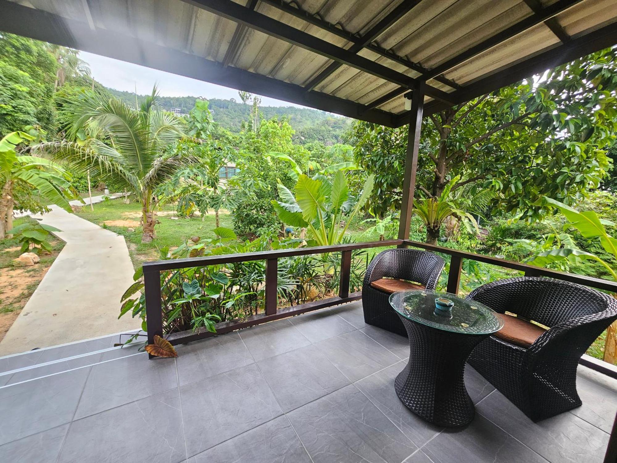 Bang Po Hut Hotel Ban Bang Po Ngoại thất bức ảnh