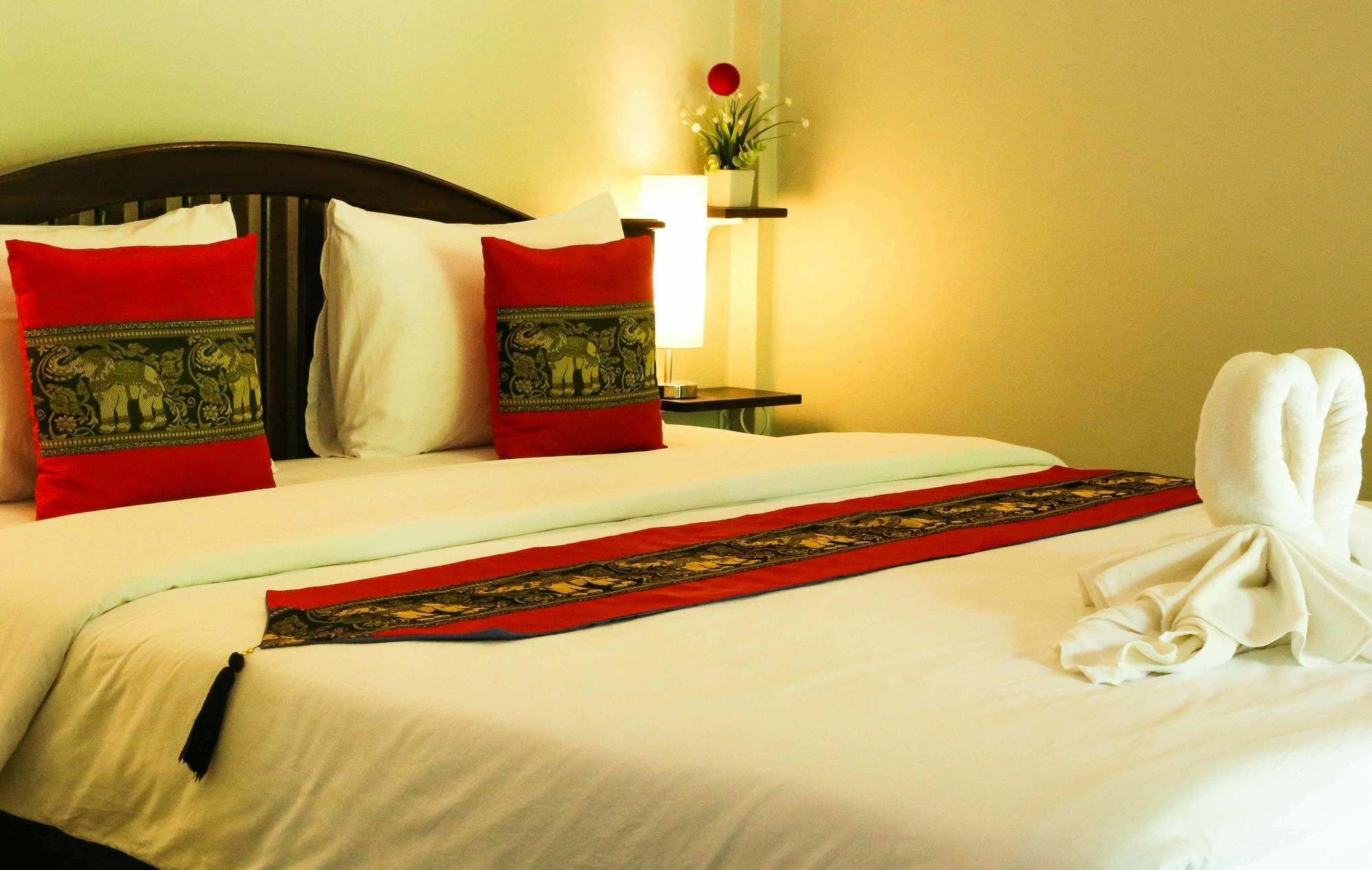 Bang Po Hut Hotel Ban Bang Po Ngoại thất bức ảnh